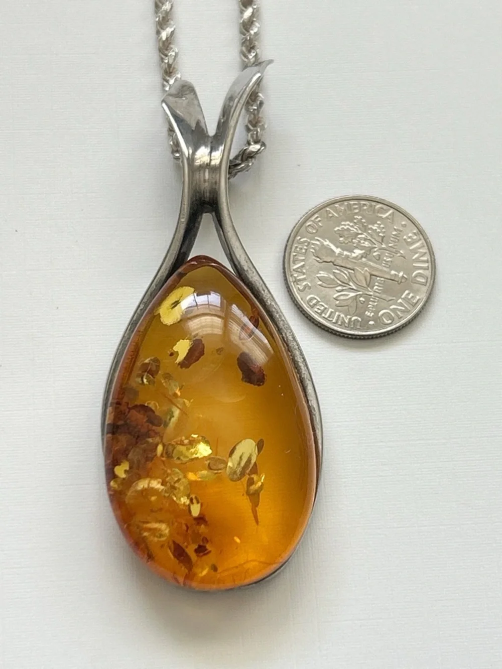 Vintage Baltic Amber Teardrop Sterling Silver Necklace - Picture 8 of 11
